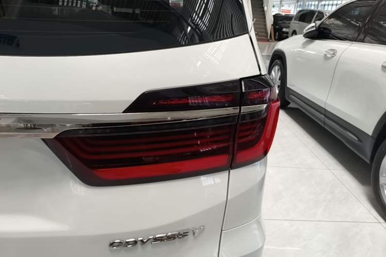 Used Honda Odyssey 2022 2.0L eHEV Sharp Enjoyment Edition Exterior 3
