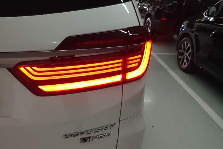 Used Honda Odyssey 2022 2.0L eHEV Sharp·Luxury Edition Exterior 3