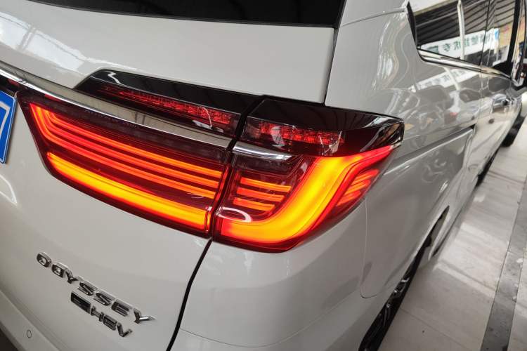 Used Honda Odyssey 2022 2.0L eHEV Sharp·Luxury Edition Exterior 3