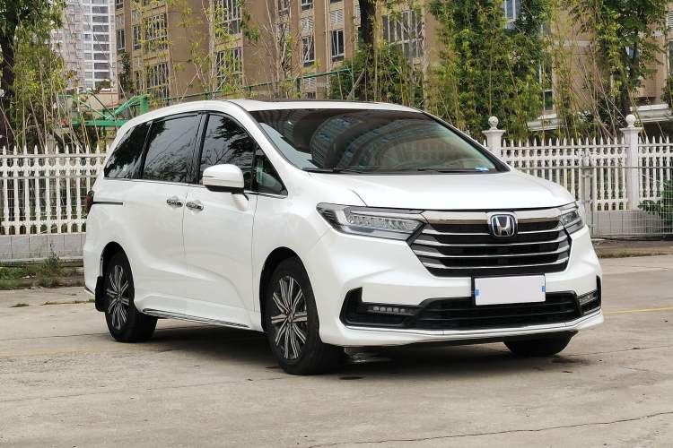 Used Honda Odyssey 2022 2.0L eHEV Sharp Enjoyment Edition Exterior 3