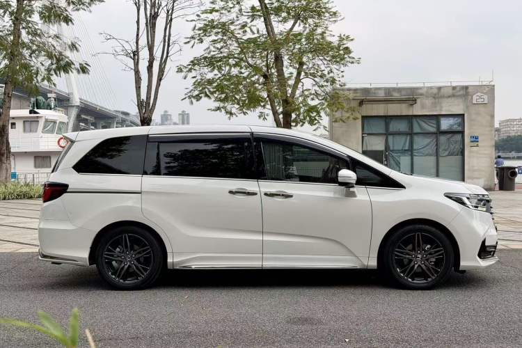 Used Honda Odyssey 2022 2.0L eHEV Sharp·Luxury Edition Exterior 7