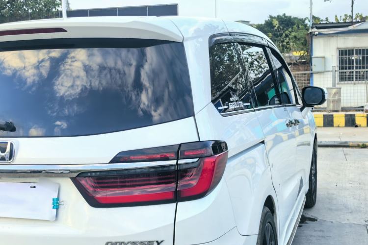 Used Honda Odyssey 2022 2.0L eHEV Sharp·Luxury Edition Exterior 9