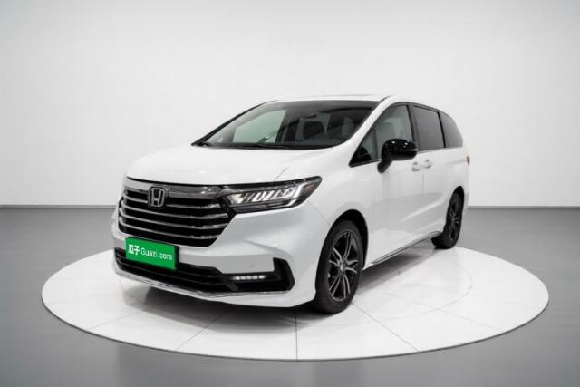 Honda Odyssey 2022 2.0L eHEV Sharp Supreme Edition مستعملة