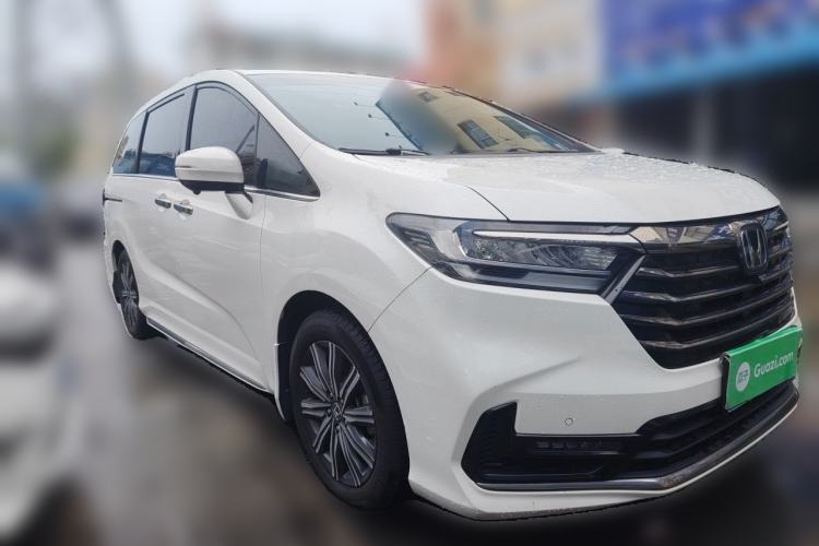 Used Honda Odyssey 2022 2.0L eHEV Sharp Enjoyment Edition Front Right 45 Deg