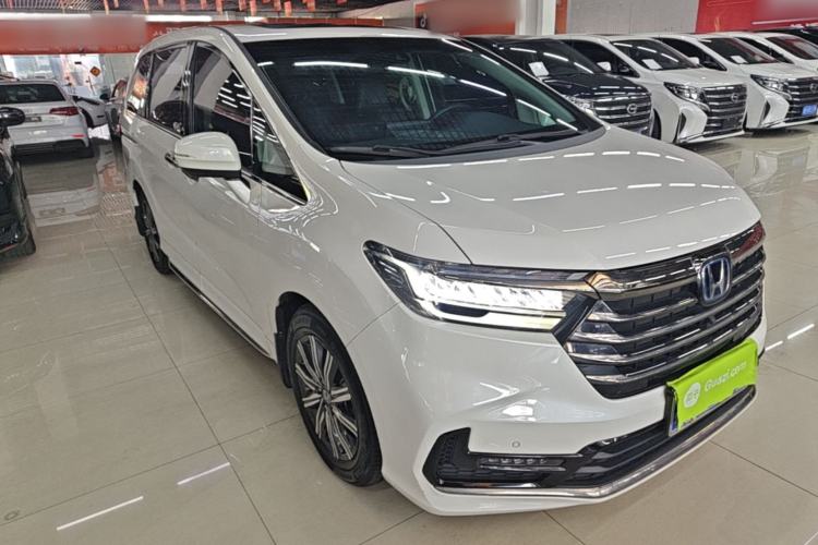 Used Honda Odyssey 2022 2.0L eHEV Sharp Enjoyment Edition Front Right 45 Deg