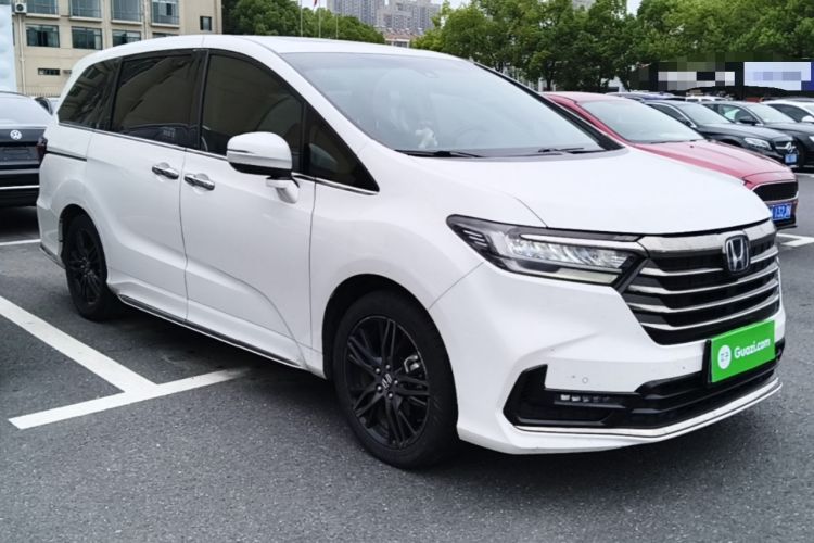 Used Honda Odyssey 2022 2.0L eHEV Sharp·Luxury Edition Front Right 45 Deg