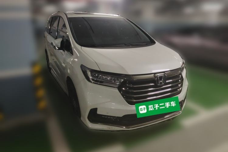 Used Honda Odyssey 2022 2.0L eHEV Sharp·Luxury Edition Front Right 45 Deg