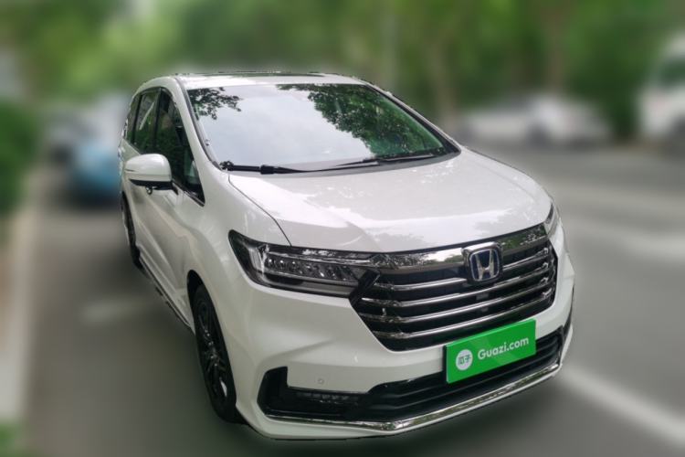 Used Honda Odyssey 2022 2.0L eHEV Sharp·Luxury Edition Front Right 45 Deg