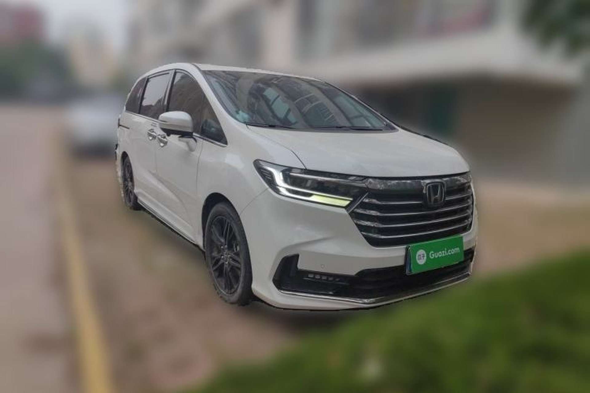Used Honda Odyssey 2022 2.0L eHEV Sharp·Luxury Edition Front Right 45 Deg