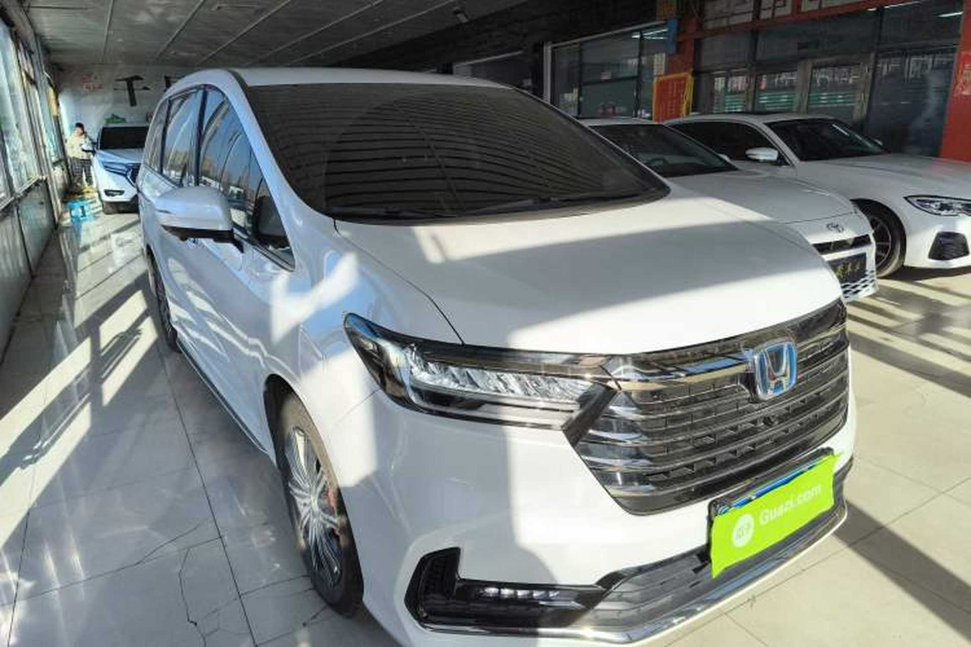 Used Honda Odyssey 2022 2.0L eHEV Sharp Enjoyment Edition Front Right 45 Deg