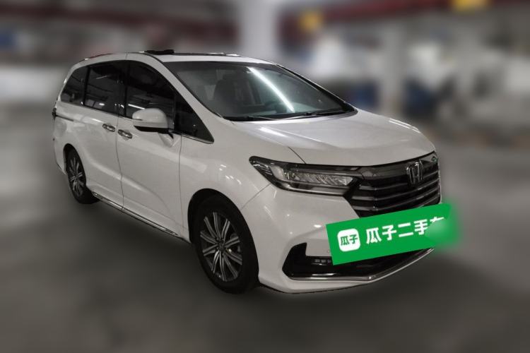 Used Honda Odyssey 2022 2.0L eHEV Sharp Enjoyment Edition Front Right 45 Deg