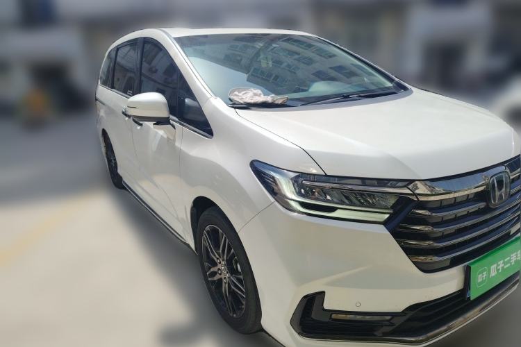 Used Honda Odyssey 2022 2.0L eHEV Sharp·Luxury Edition Front Right 45 Deg