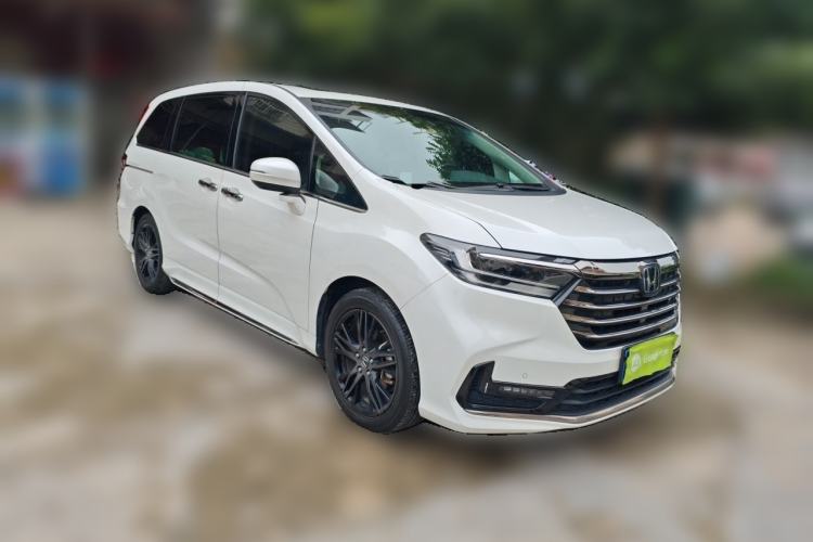 Used Honda Odyssey 2022 2.0L eHEV Sharp·Luxury Edition Front Right 45 Deg