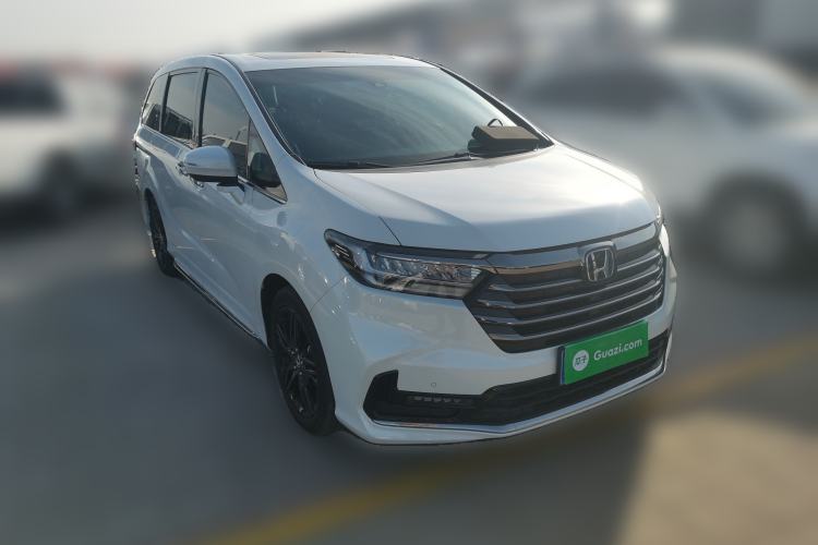Used Honda Odyssey 2022 2.0L eHEV Sharp·Luxury Edition Front Right 45 Deg