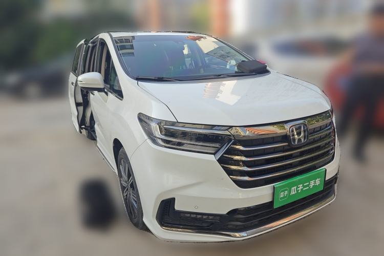 Used Honda Odyssey 2022 2.0L eHEV Sharp Enjoyment Edition Front Right 45 Deg
