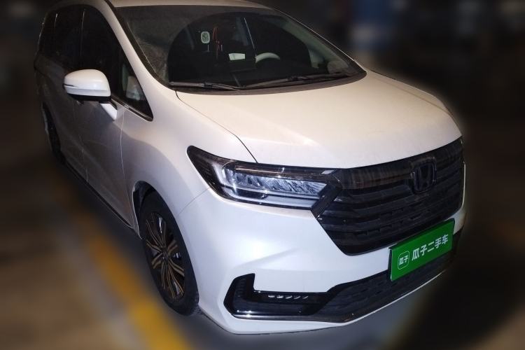 Used Honda Odyssey 2022 2.0L eHEV Sharp Smart Edition Front Right 45 Deg