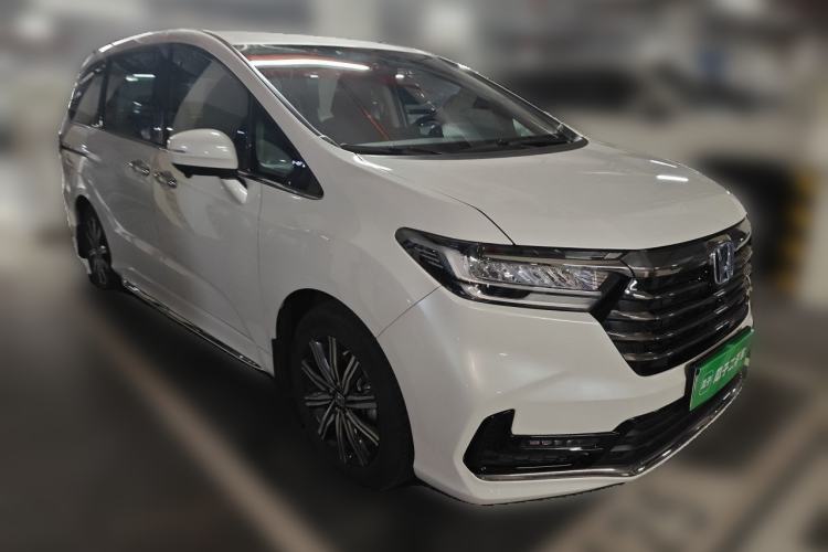 Used Honda Odyssey 2022 2.0L eHEV Sharp Enjoyment Edition Front Right 45 Deg