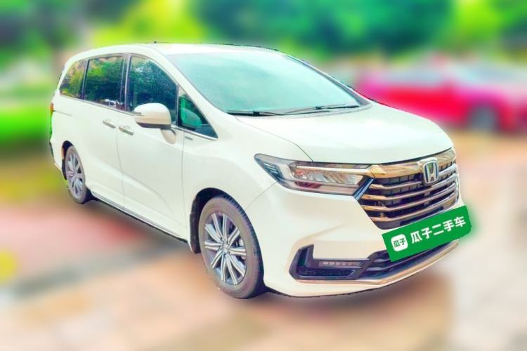 Used Honda Odyssey 2022 2.0L eHEV Sharp Enjoyment Edition Front Right 45 Deg