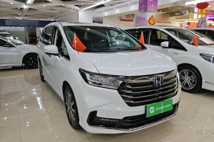 Used Honda Odyssey 2022 2.0L eHEV Sharp Enjoyment Edition Front Right 45 Deg