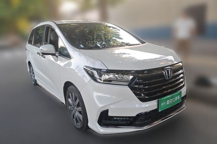 Used Honda Odyssey 2022 2.0L eHEV Sharp Enjoyment Edition Front Right 45 Deg