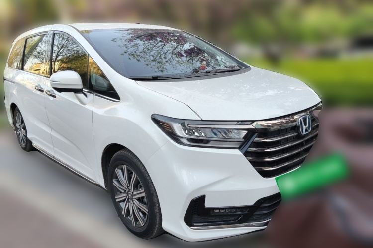 Used Honda Odyssey 2022 2.0L eHEV Sharp Enjoyment Edition Front Right 45 Deg