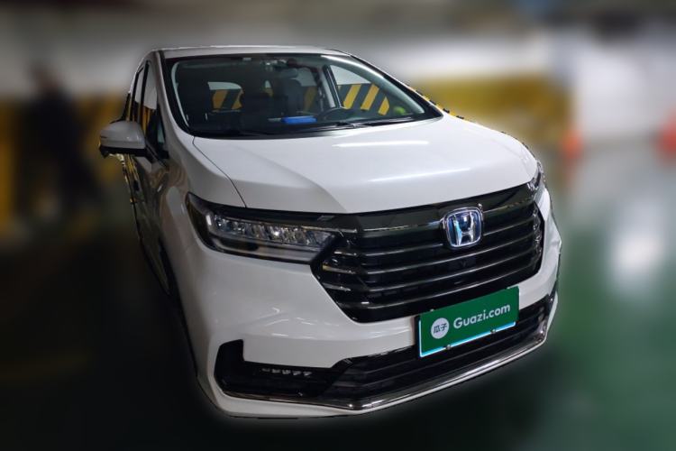 Used Honda Odyssey 2022 2.0L eHEV Sharp Enjoyment Edition Front Right 45 Deg