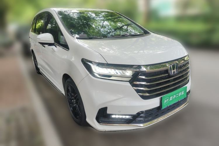 Used Honda Odyssey 2022 2.0L eHEV Sharp·Luxury Edition Front Right 45 Deg