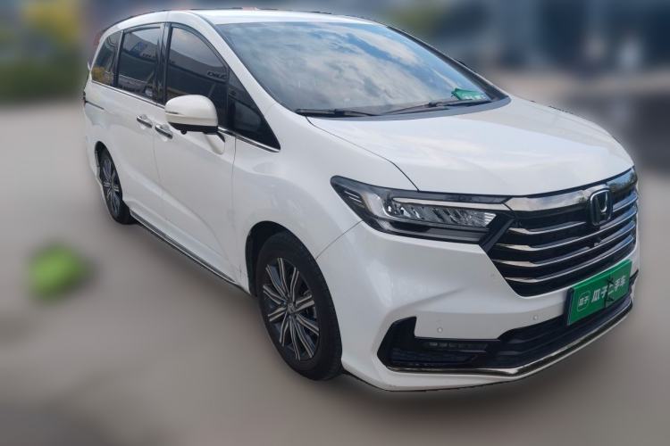 Used Honda Odyssey 2022 2.0L eHEV Sharp Enjoyment Edition Front Right 45 Deg