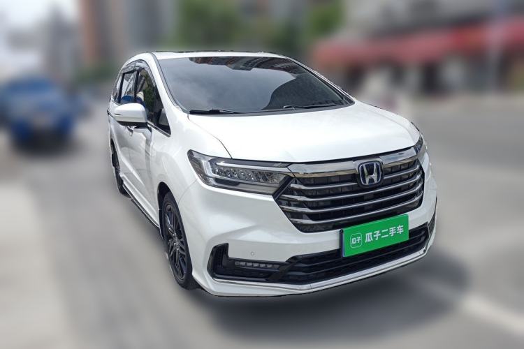 Used Honda Odyssey 2022 2.0L eHEV Sharp·Luxury Edition Front Right 45 Deg