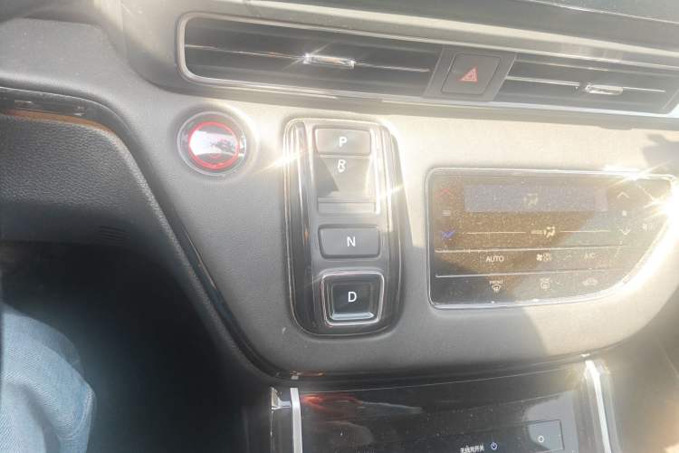 Used Honda Odyssey 2022 2.0L eHEV Sharp Enjoyment Edition Gear Lever