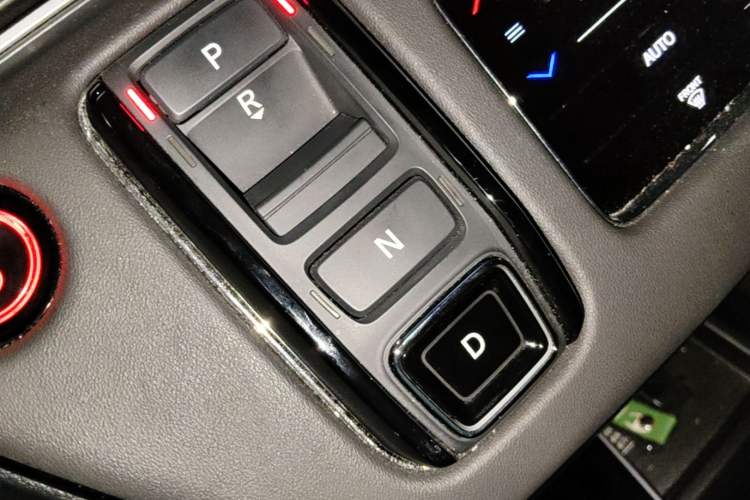 Used Honda Odyssey 2022 2.0L eHEV Sharp Smart Edition Gear Lever