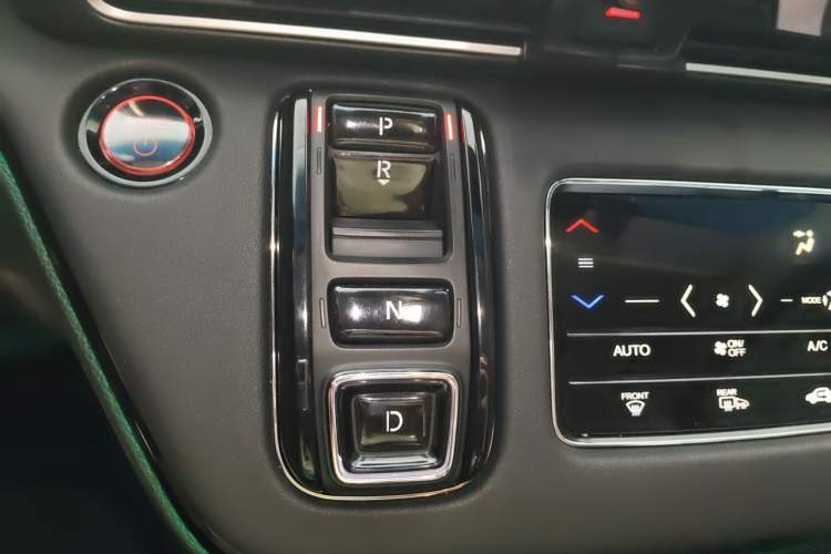 Used Honda Odyssey 2022 2.0L eHEV Sharp Supreme Edition Gear Lever