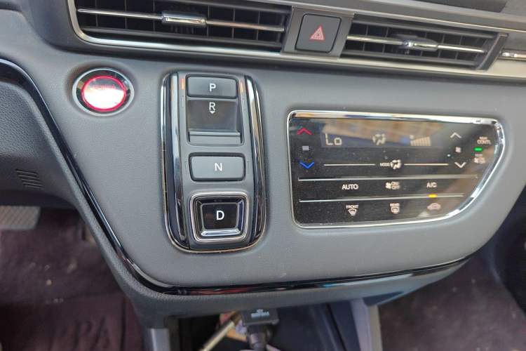 Used Honda Odyssey 2022 2.0L eHEV Sharp Enjoyment Edition Gear Lever