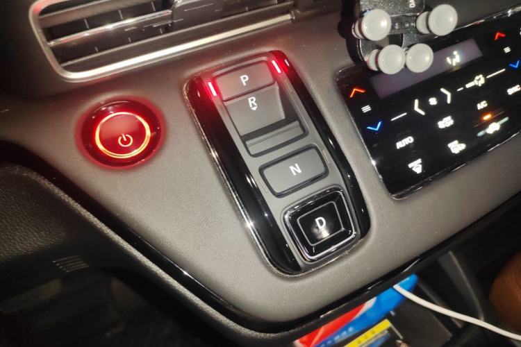 Used Honda Odyssey 2022 2.0L eHEV Sharp Supreme Edition Gear Lever
