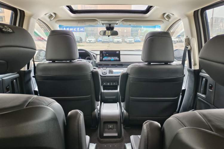Used Honda Odyssey 2022 2.0L eHEV Sharp Enjoyment Edition Headliner