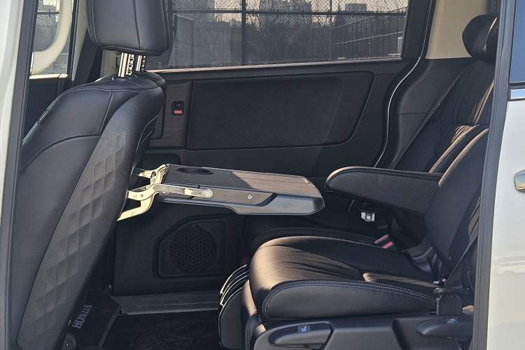 Used Honda Odyssey 2022 2.0L eHEV Sharp·Luxury Edition Interior 13