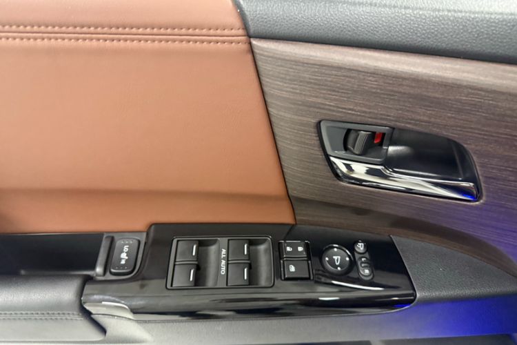 Used Honda Odyssey 2022 2.0L eHEV Sharp·Luxury Edition Interior 3
