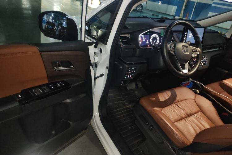 Used Honda Odyssey 2022 2.0L eHEV Sharp Supreme Edition Interior 3