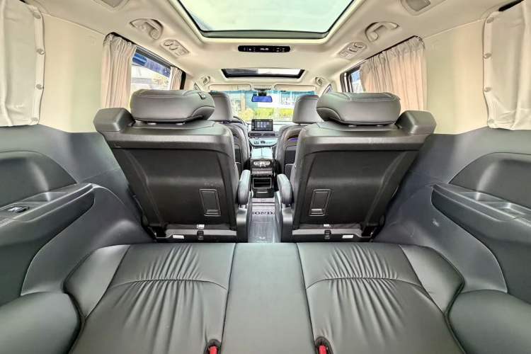Used Honda Odyssey 2022 2.0L eHEV Sharp·Luxury Edition Interior 4