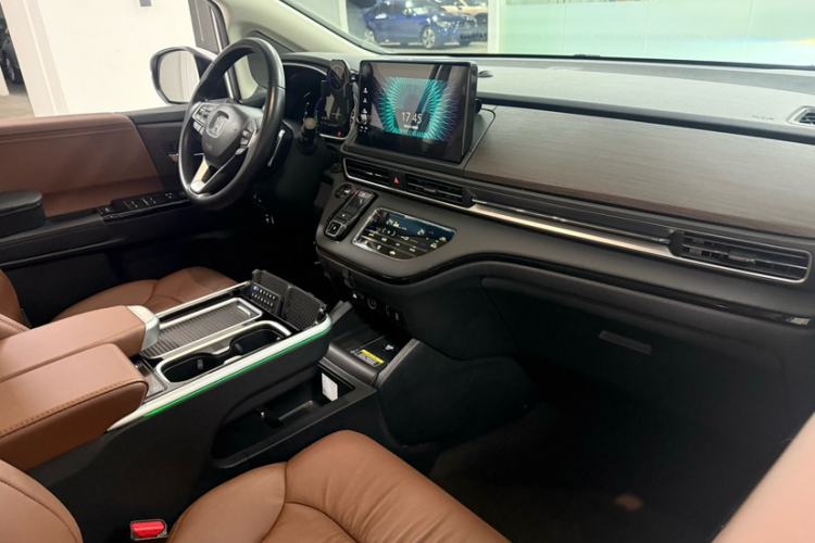 Used Honda Odyssey 2022 2.0L eHEV Sharp·Luxury Edition Interior 4