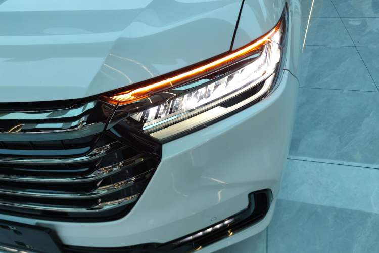 Used Honda Odyssey 2022 2.0L eHEV Sharp Enjoyment Edition Left Front Headlight