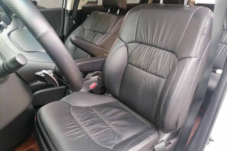 Used Honda Odyssey 2022 2.0L eHEV Sharp Enjoyment Edition Left Front Seat