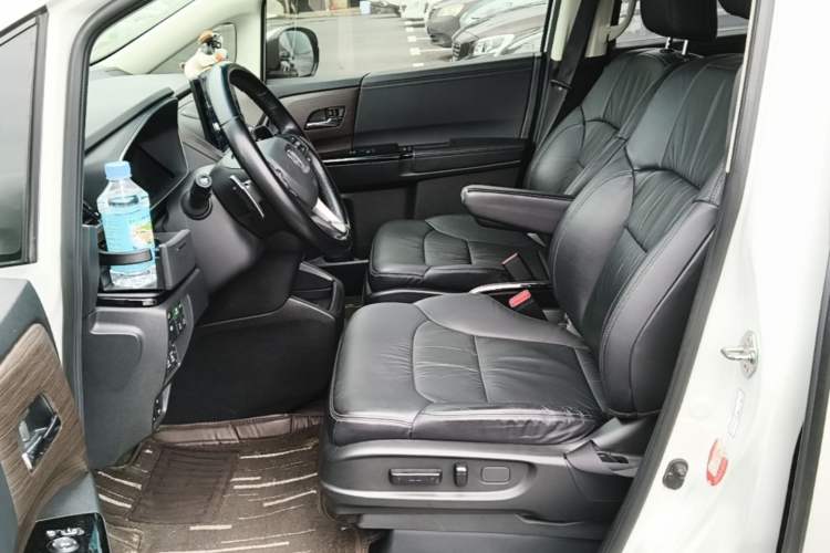 Used Honda Odyssey 2022 2.0L eHEV Sharp·Luxury Edition Left Front Seat