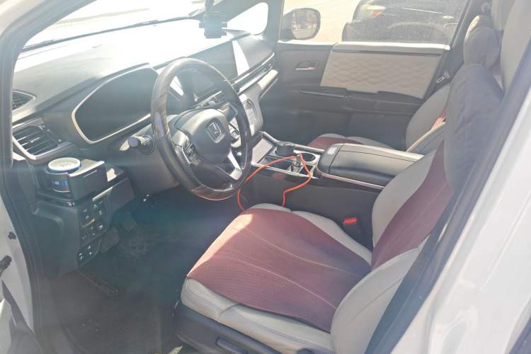 Used Honda Odyssey 2022 2.0L eHEV Sharp Enjoyment Edition Left Front Seat