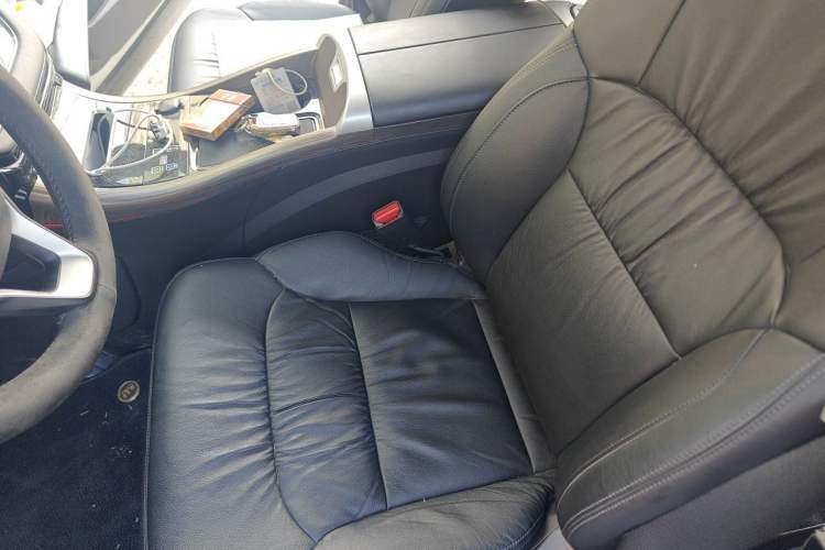 Used Honda Odyssey 2022 2.0L eHEV Sharp Enjoyment Edition Left Front Seat