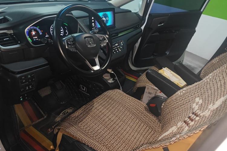 Used Honda Odyssey 2022 2.0L eHEV Sharp Enjoyment Edition Left Front Seat