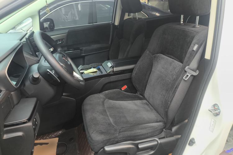 Used Honda Odyssey 2022 2.0L eHEV Sharp Enjoyment Edition Left Front Seat