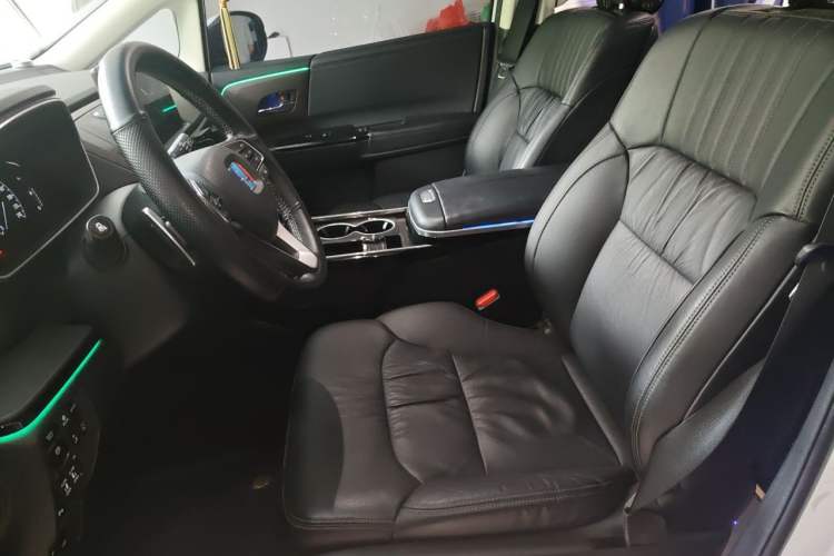 Used Honda Odyssey 2022 2.0L eHEV Sharp Supreme Edition Left Front Seat