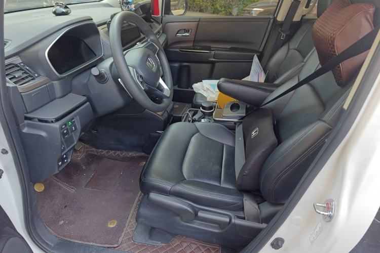 Used Honda Odyssey 2022 2.0L eHEV Sharp Enjoyment Edition Left Front Seat