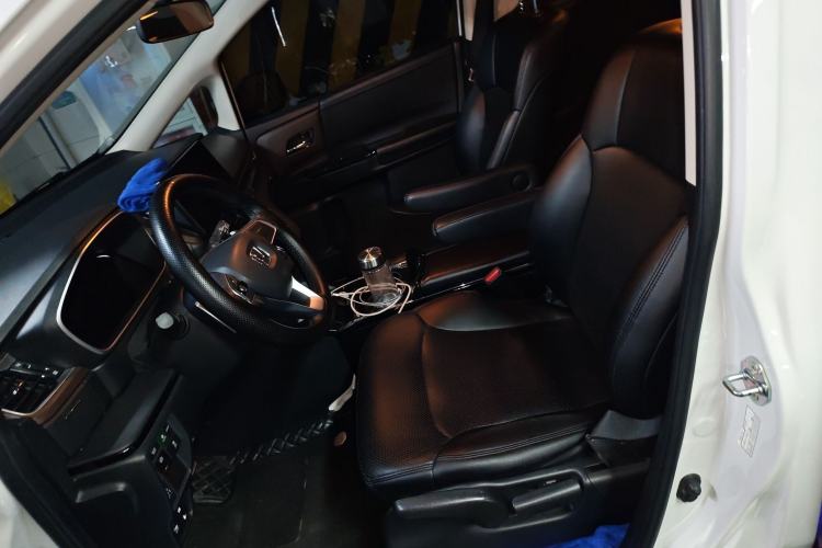 Used Honda Odyssey 2022 2.0L eHEV Sharp Enjoyment Edition Left Front Seat